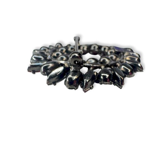 Sherman Signed Red AB Rhinestone Wreath Brooch 1.62" Japanned Holiday Vintage - Picture 6 of 14